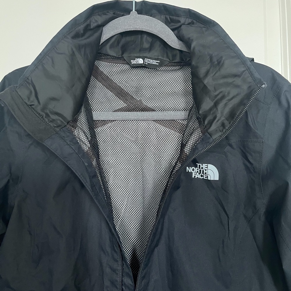 The North Face Black Waterproof Jacket - Picture 2 of 5